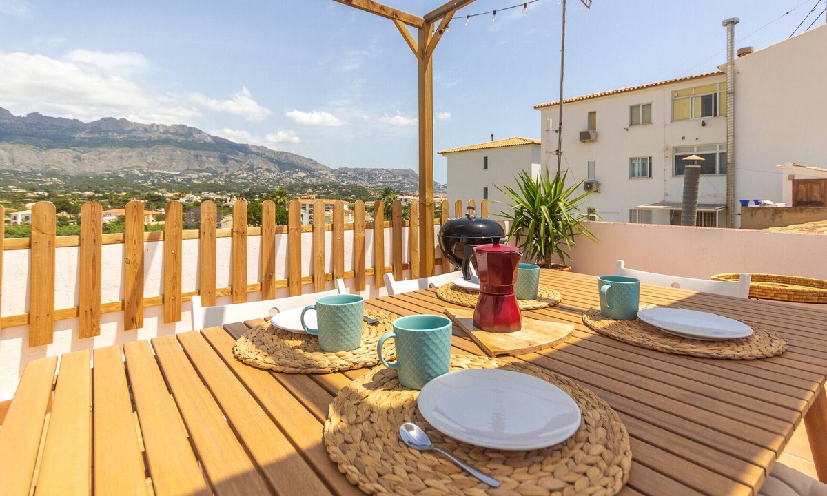 Altea Ski Chalet | Wonderful Views Terrace 3BR Cottage - BBQ - AC