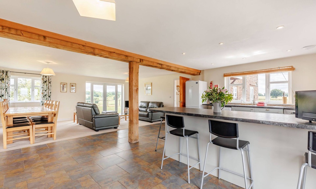 Tenbury Wells Cottage | Wood Cottage