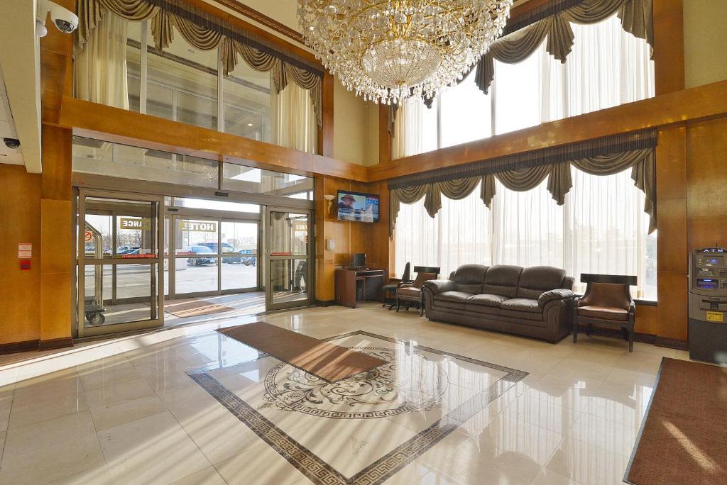 Mount Pleasant Hotel | Woodbine Hotel & Suites