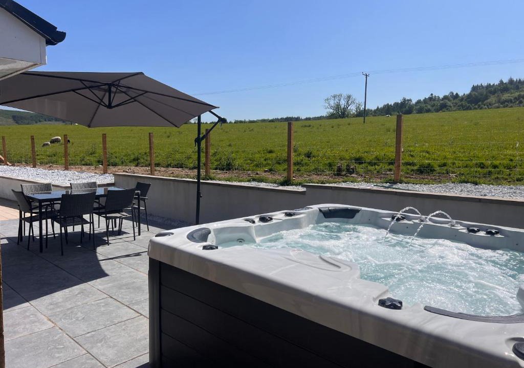 Dumfries Cabin | Woodburn Lodges