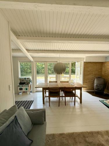 Hoeve Strand House | Wooden Cottage Near The Beach In Odsherred