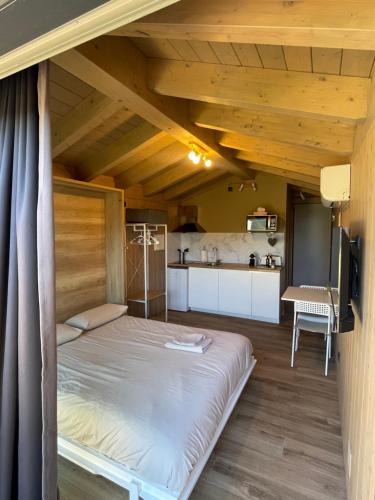 Osseja Apartment | Wooden Lodge