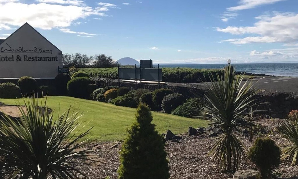 Girvan Hotel | Woodland Bay Hotel