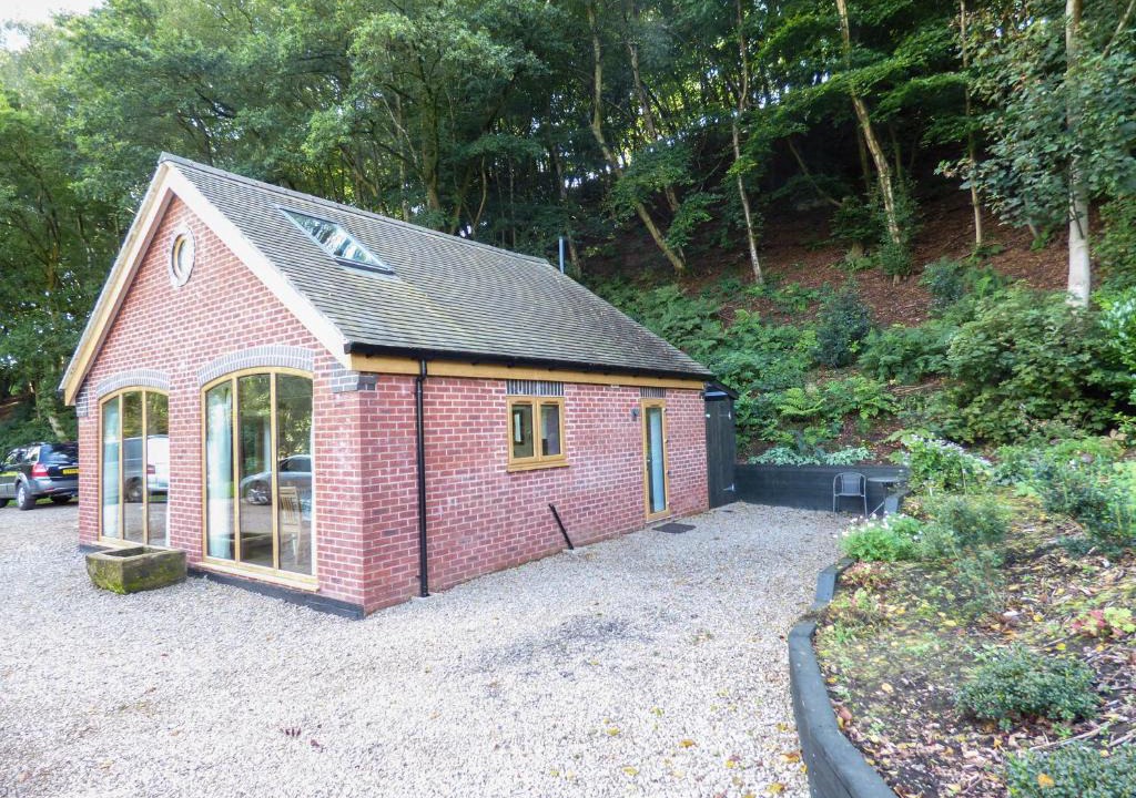 Sugnall House | Woodland Cottage