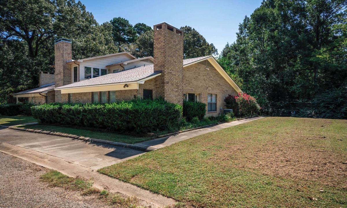 Gladewater House | Woodland Springs Summ