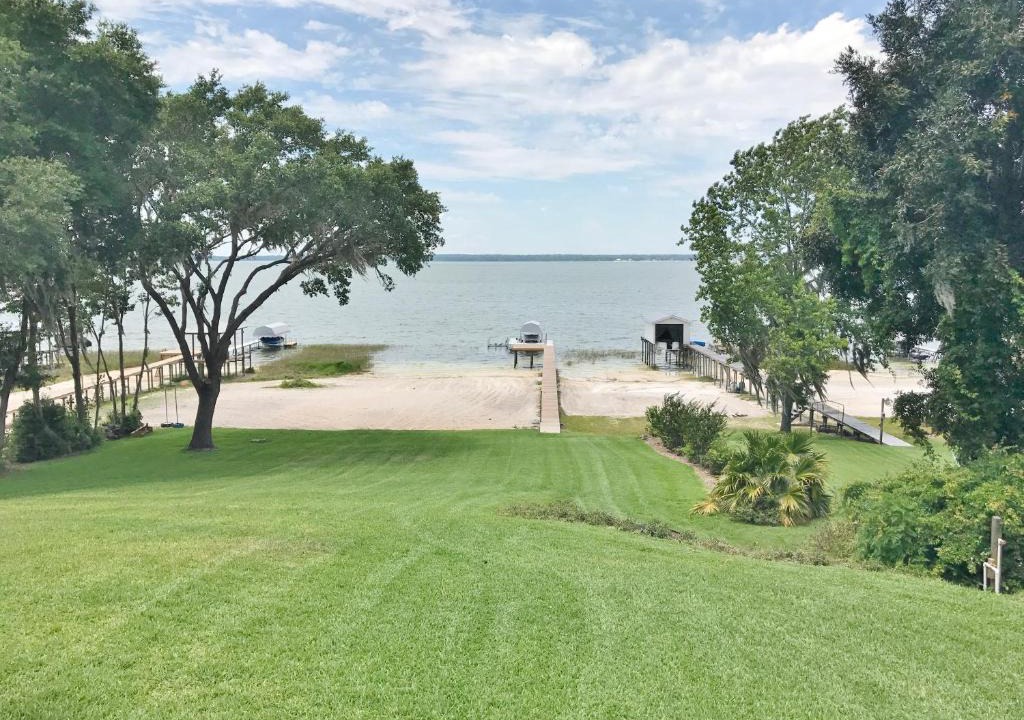 Eastlake Weir House | Woodmar Vacation Home