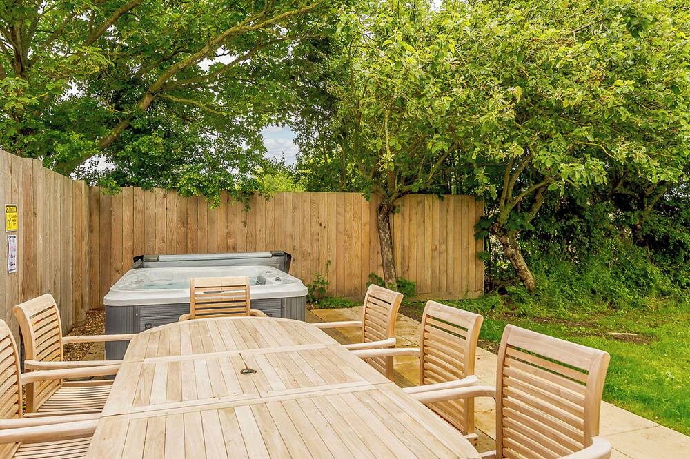 Mablethorpe Cottage | Woodpecker Cottage 3