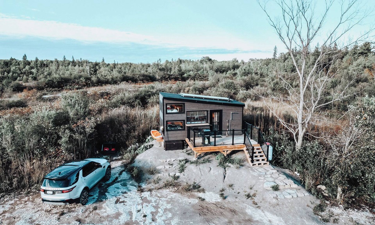 Kirkfield Cabin | Woodrush Cabin | Charming Lakefront Tiny Cabin