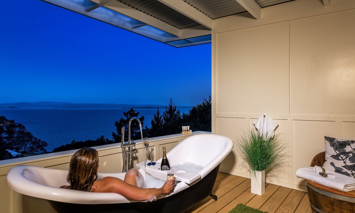 Waiheke Island House | Woodside Bay Chalets