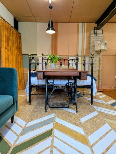 Hassocks Apartment | Woodside Studio