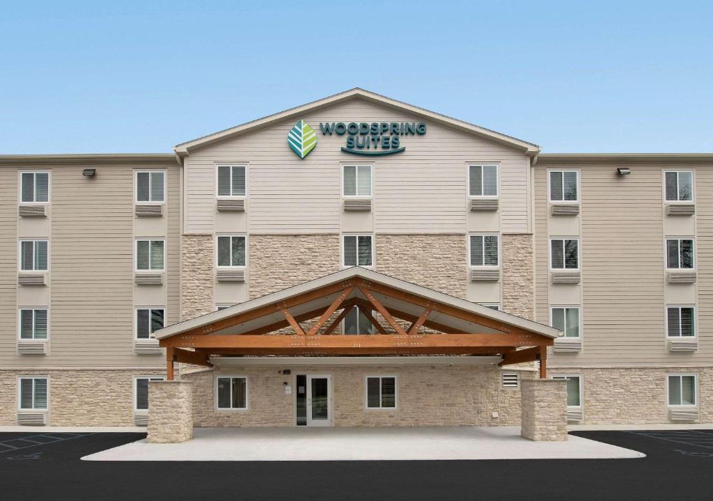 Canyon Acres Hotel | WoodSpring Suites Albuquerque