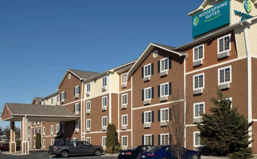 Butztown Hotel | WoodSpring Suites Allentown Bethlehem