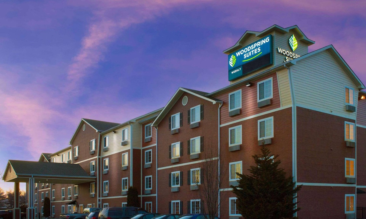 Butztown Hotel | WoodSpring Suites Allentown Bethlehem