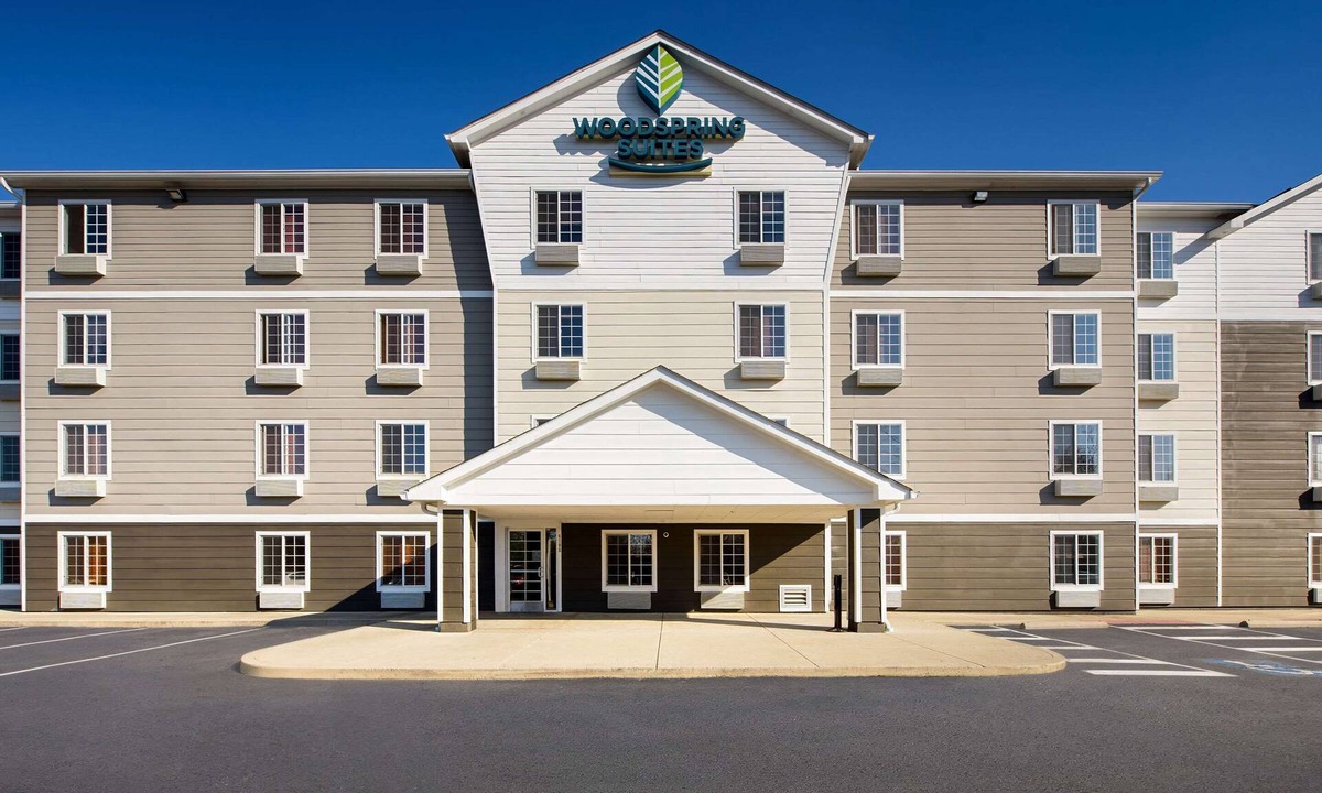 Groveport Hotel | WoodSpring Suites Columbus Southeast