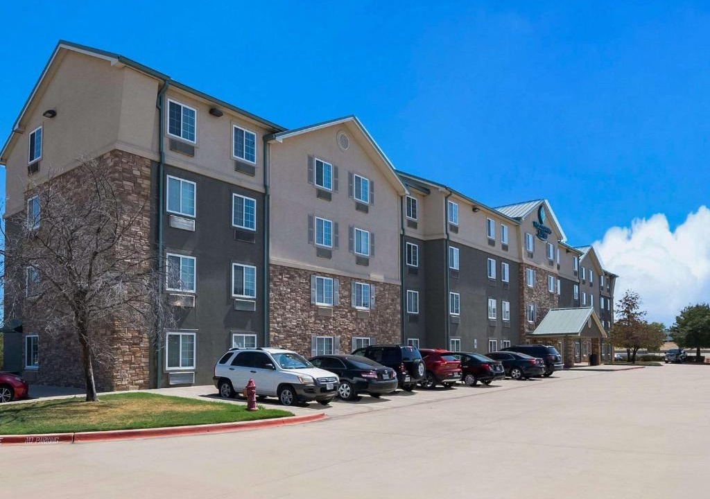 Trophy Club Hotel | WoodSpring Suites Fort Worth Trophy Club