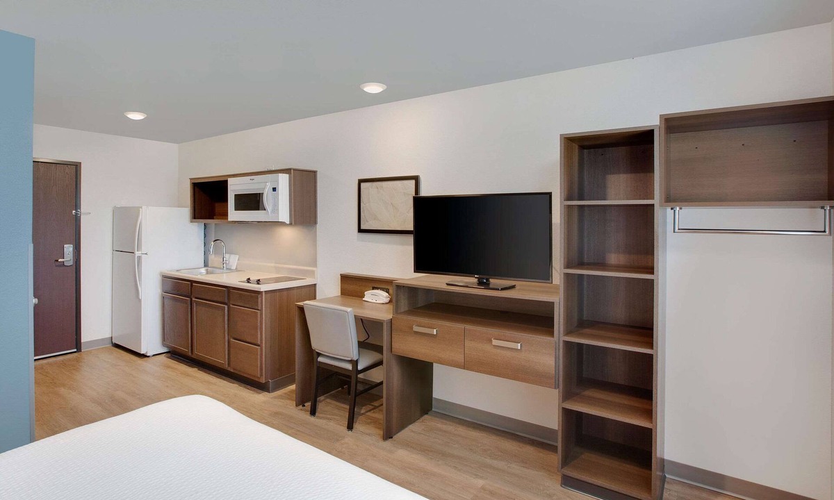 Madison Hotel | WoodSpring Suites Nashville near Rivergate