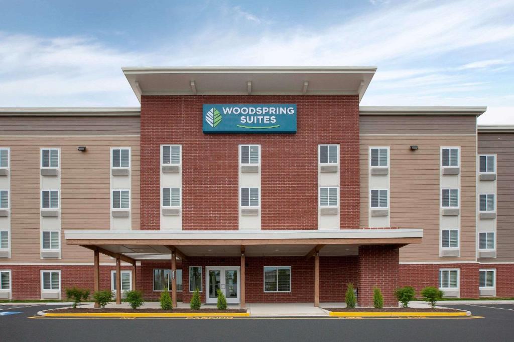 Stafford Hotel | WoodSpring Suites Quantico