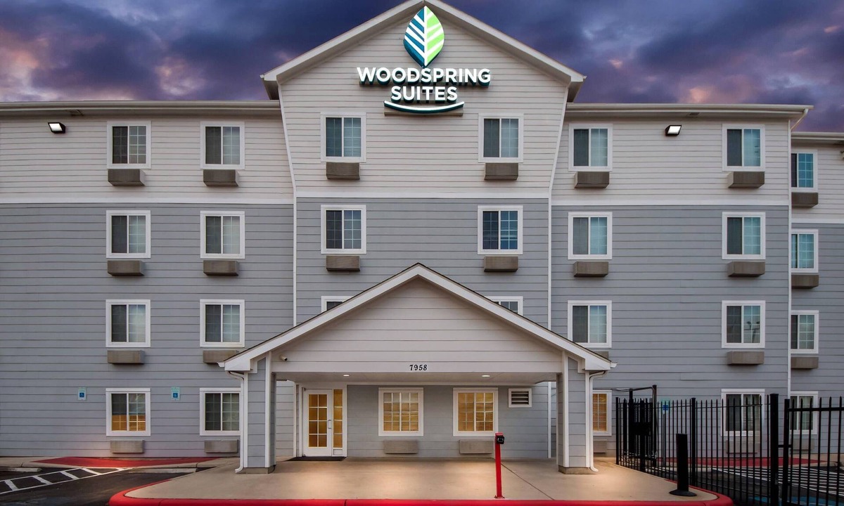 Southside Hotel | WoodSpring Suites San Antonio South