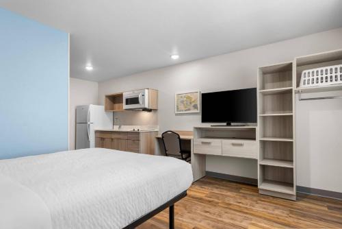 Ellabell Hotel | WoodSpring Suites Savannah West - Ellabell Metaplant