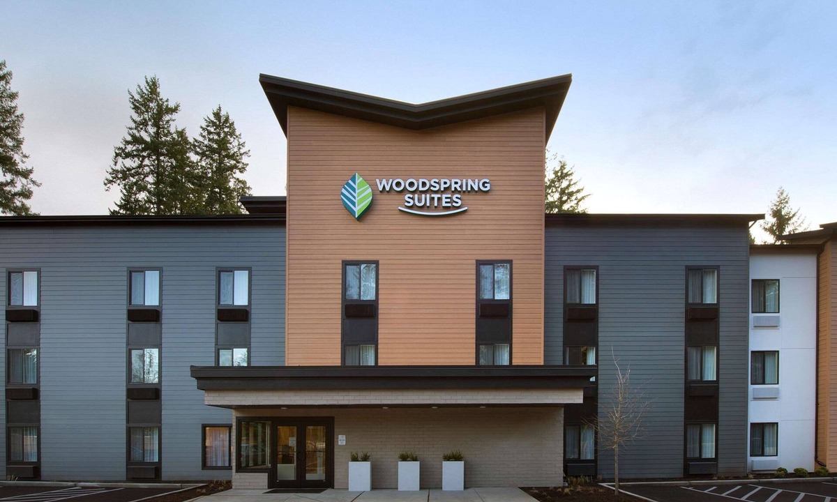 Redmond Hotel | WoodSpring Suites Seattle Redmond
