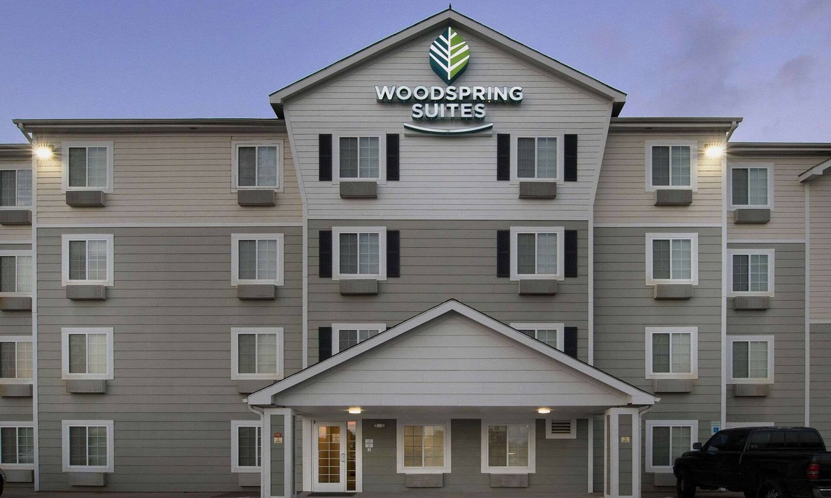 Bellmead Hotel | WoodSpring Suites Waco near University