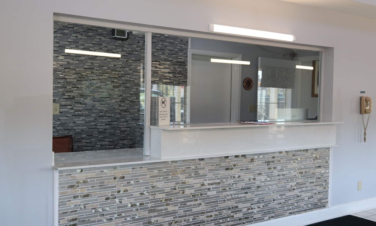 Hogansville Hotel | Woodstream Inn