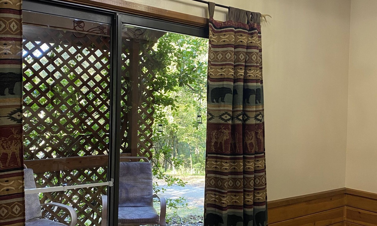Benton Cabin | Woodwose Cabin - Adventures Now