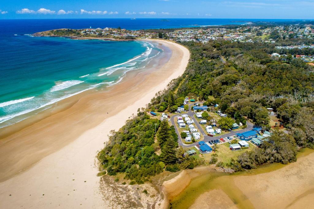 Woolgoolga Resort | Woolgoolga Lakeside Holiday Park