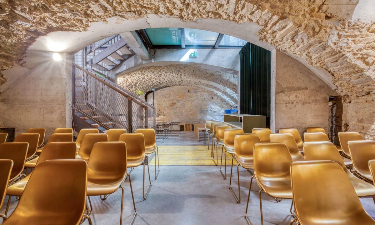 Griffon - Royale House | WORACES LOFT TRIPLEX (for events only, no accommodation!)