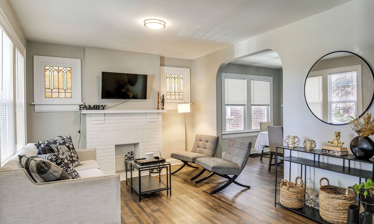 University City House | Work & Play! Extended Stay 1 Mi to Delmar Loop