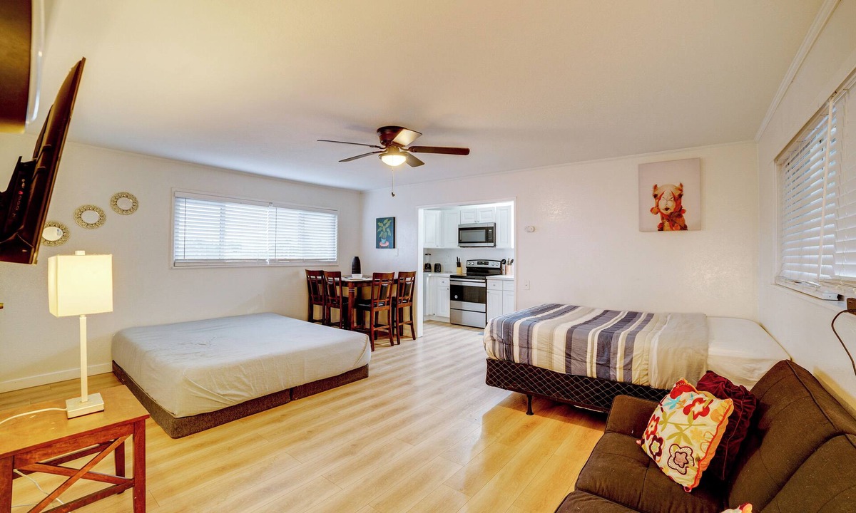 Rialto House | Work & Play! Studio 7 Mi to Dtwn San Bernardino