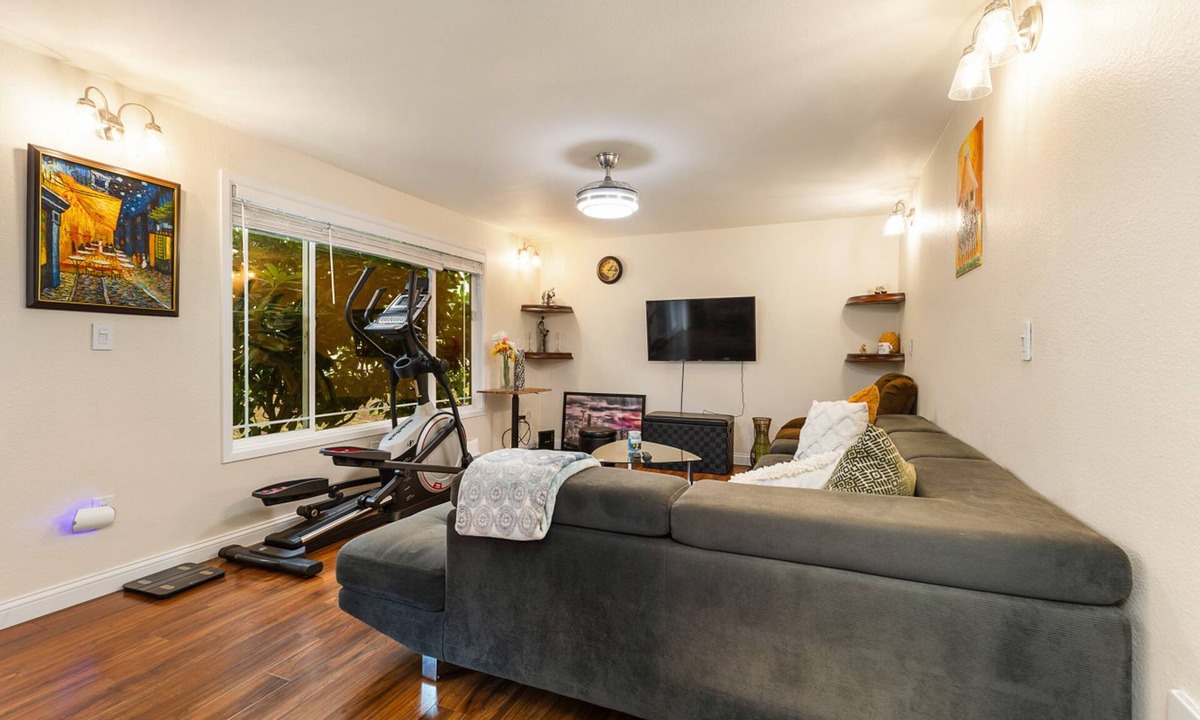 Lake Hills Apartment | Work-Ready Friendly 1BR Condo | Near Downtown