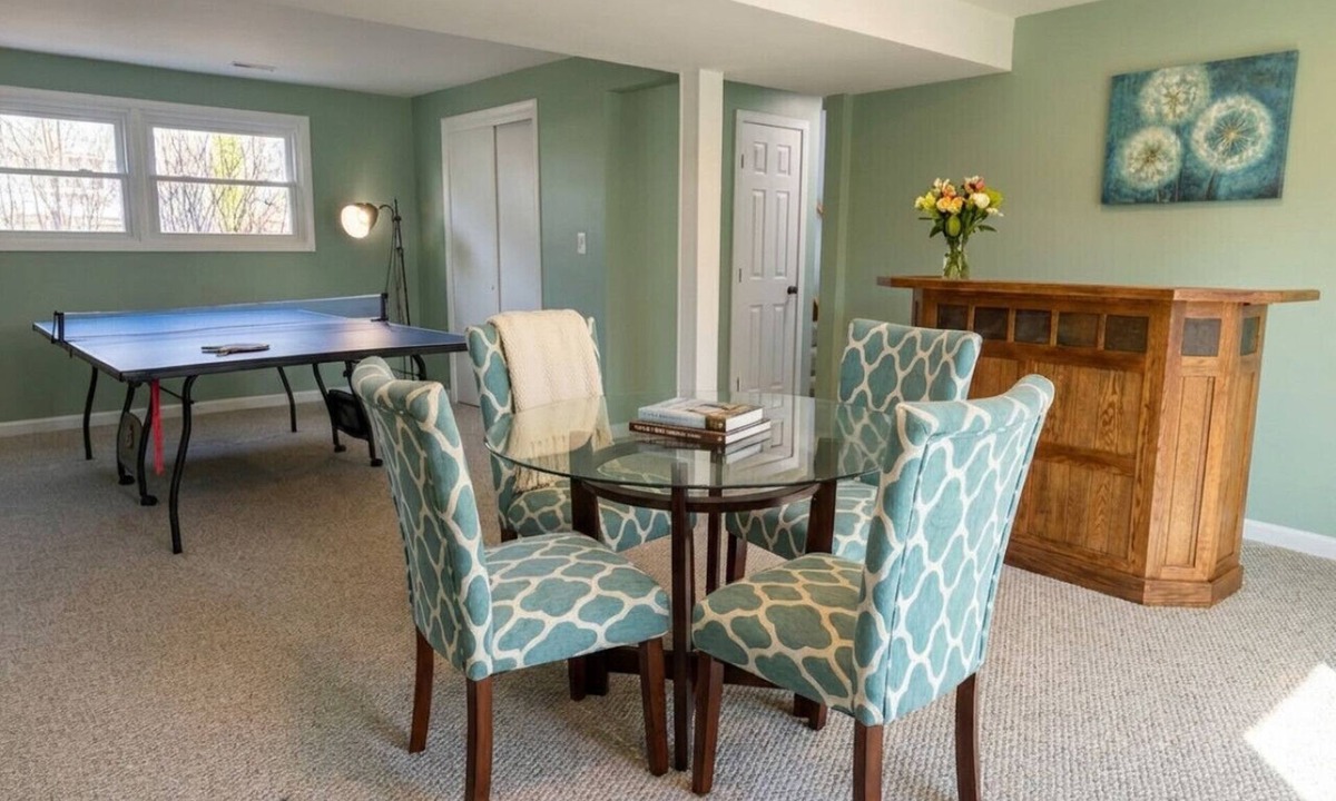 Liverpool House | Work + Relax + Play | 3BR Home w/Ping Pong Table