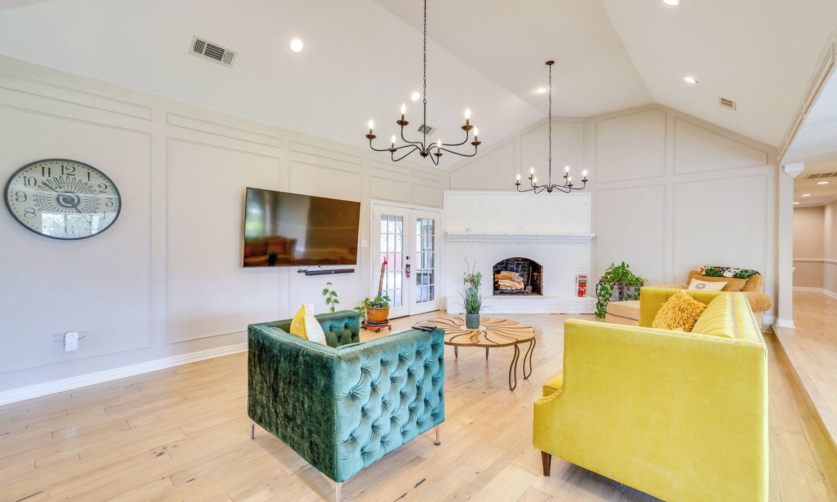 Sunnyvale Apartment | Work & Unwind, Stylish Sunnyvale Retreat!