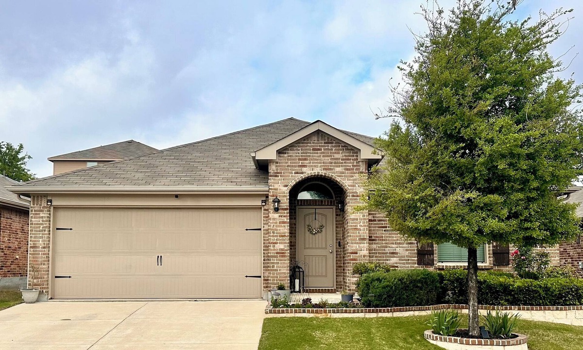 John T White House | World Cup Ready! Entire Home Sleeps 8 15 Min to Stadium