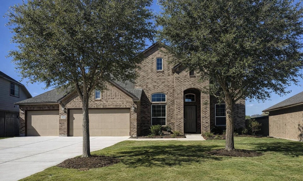 Richmond House | World Cup Ready! Stylish Home 25 Miles to NRG Stadium
