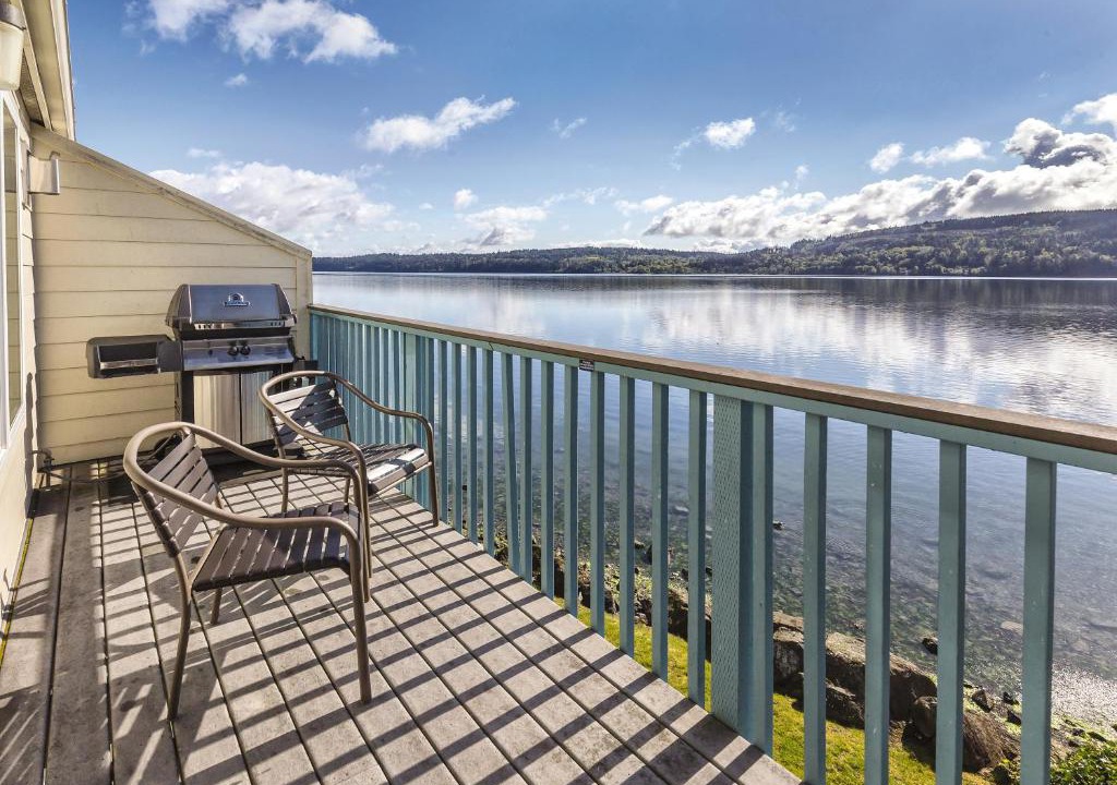 Adelma Beach Resort | WorldMark Discovery Bay