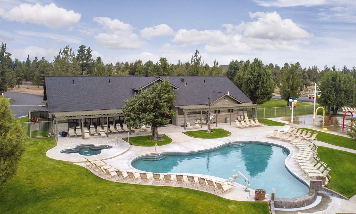 Redmond Hotel | WorldMark Eagle Crest