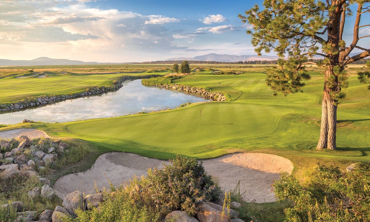 Klamath Falls Hotel | WorldMark Running Y Resort