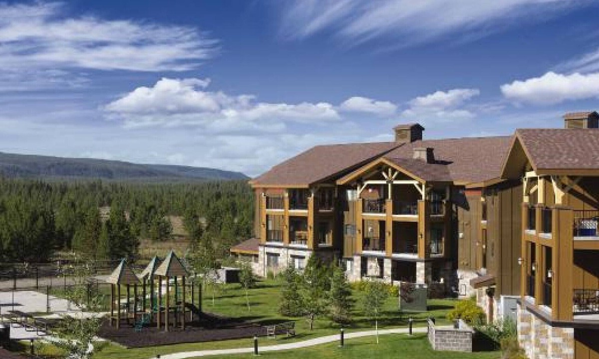 West Yellowstone Resort | WorldMark West Yellowstone - 2 BR Condo