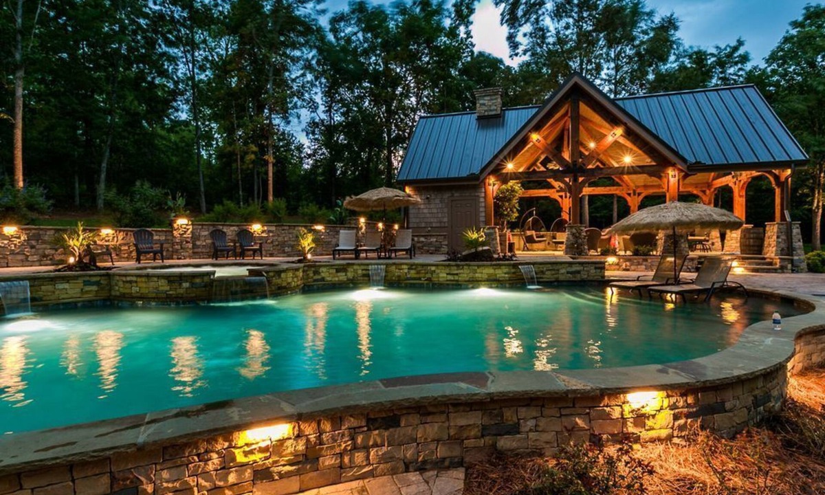Eatonton House | WOW! 30% Off Until June | Estate, Pool, Hot Tub, Boat, Fire Pit, Docks, Lake