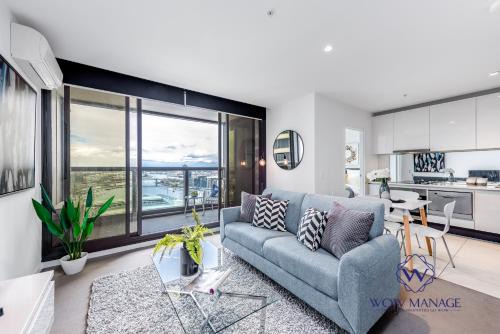 Carlton South Apartment | WOW Apartment on Lonsdale