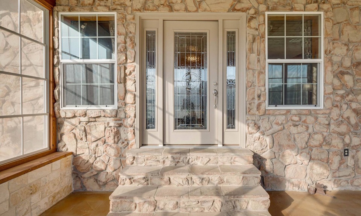 Navarro County Cabin | WOW! Check out this Gorgeous Cabin!