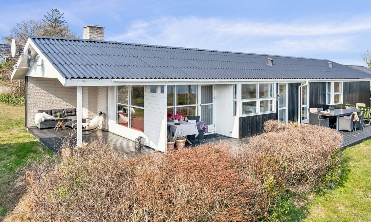 Odde House | "Wrage" - from the sea by Interhome