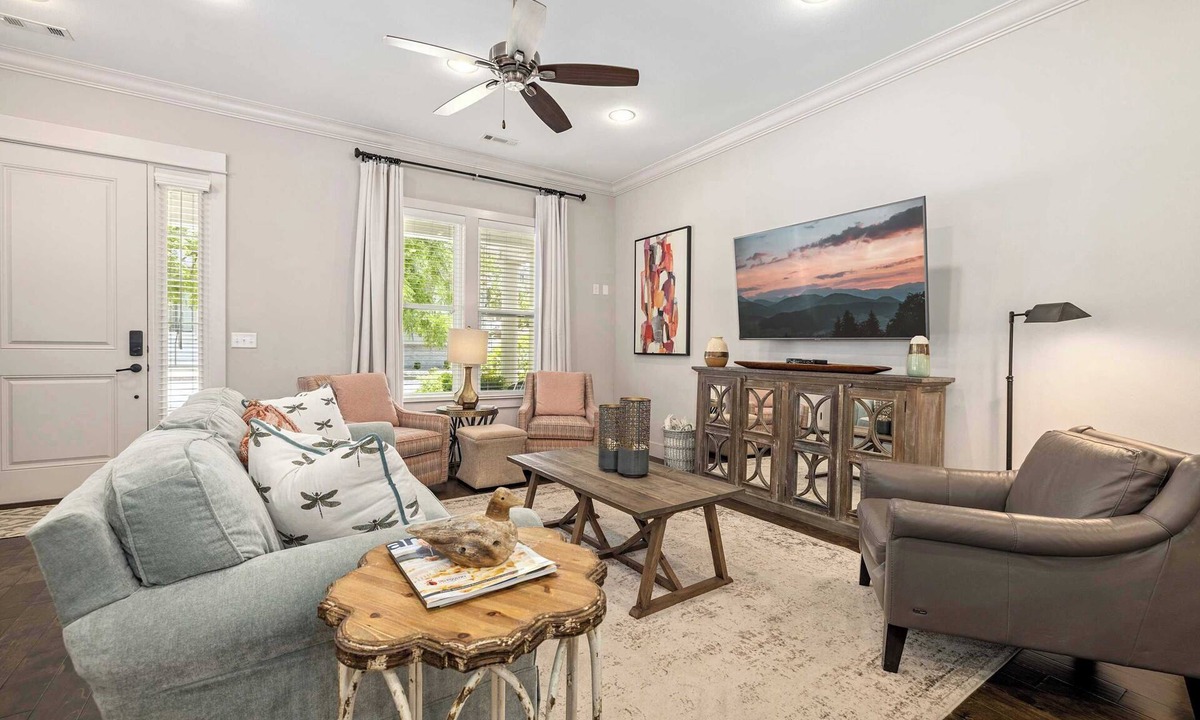 Fayetteville House | Wright Place - Walk to Downtown - 0.5 mi to UofA