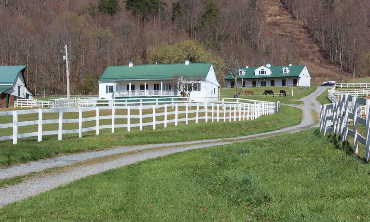 Roanoke House | WTR Stables Barn Loft @wtrstablesloft