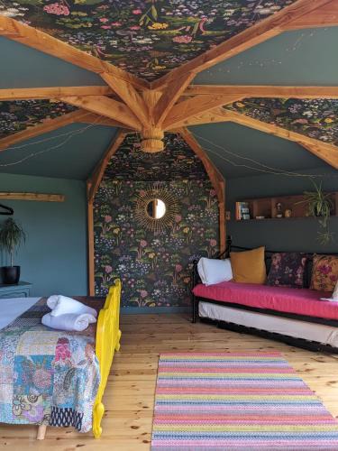 Glasbury House | Wye Glamping