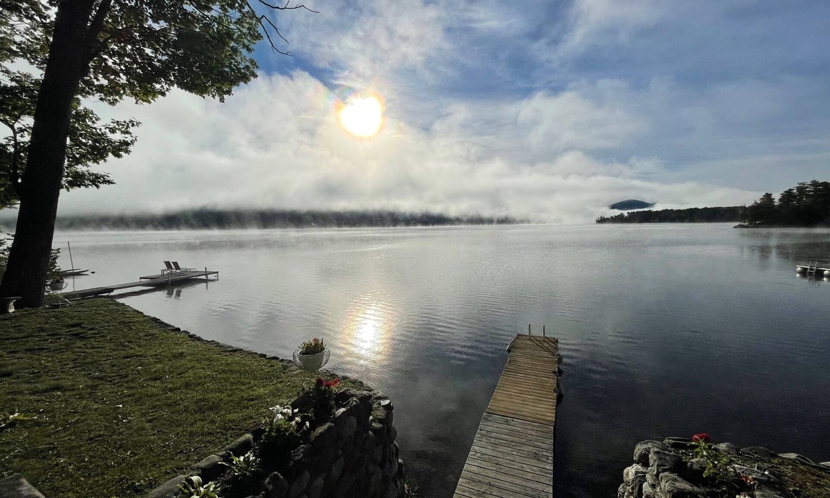 Poultney Cabin | Wyldwood Lodge, on the lakeshore with views of the water & Green Mountains of VT