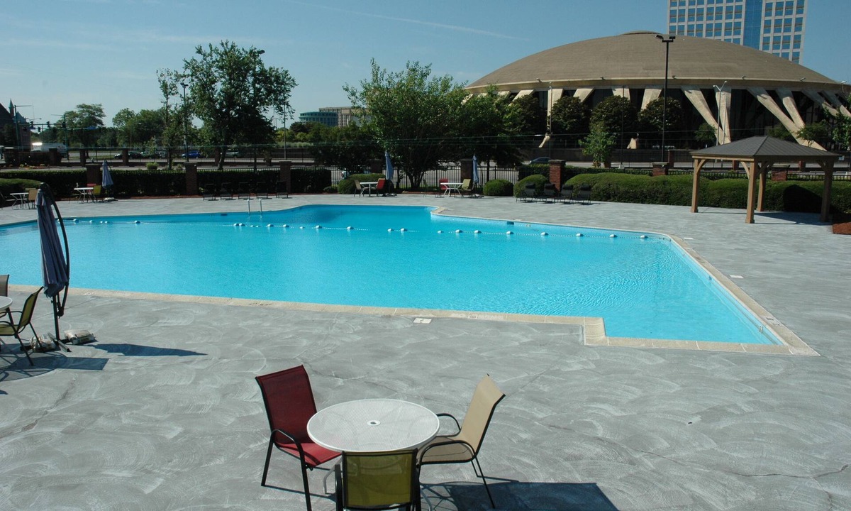 Norfolk Auto Row Historic District Hotel | Wyndham Garden Norfolk Downtown