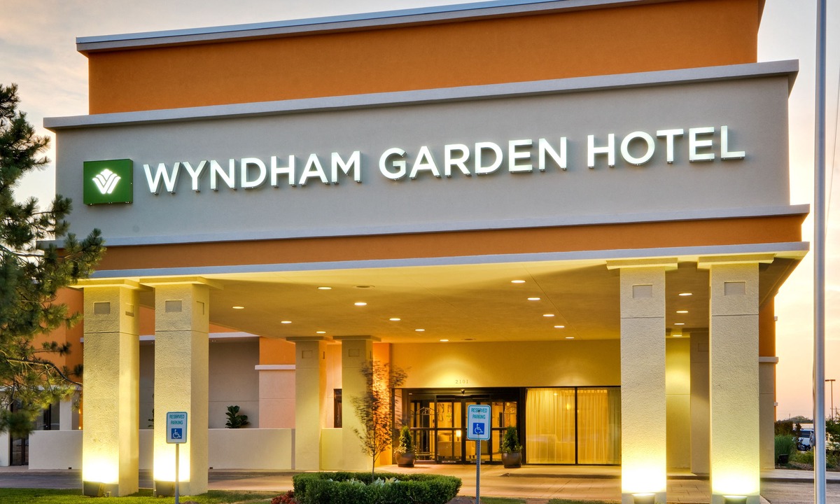 Wheatland Hotel | Wyndham Garden Oklahoma City Airport